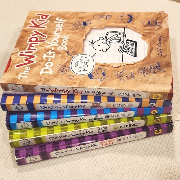 5 Diary of a wimpy kid books - Picture 12 of 12